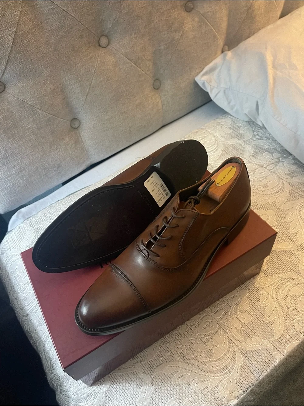 Classic Brown Cap-Toe Oxford Dress Shoes - Men
